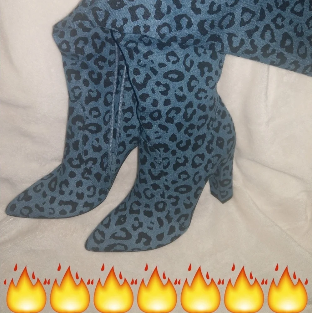 Leopard Denim Over the knee *NEW